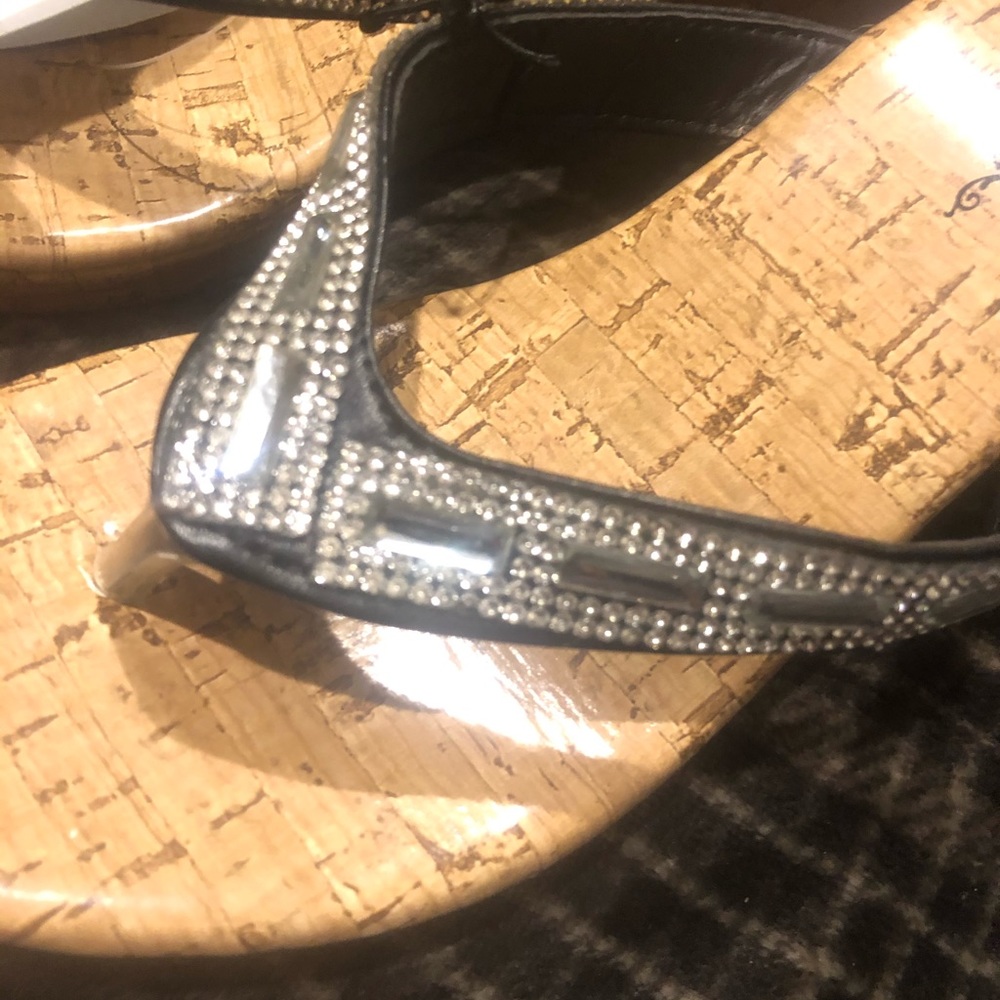 Sole Mates Wedge Sandal - Picture 4 of 6